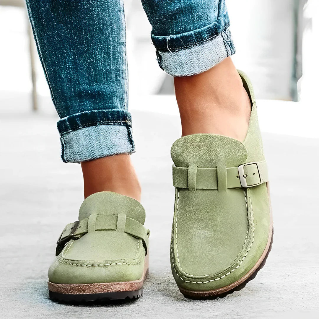 Luz - Suede Moccasin Sandal