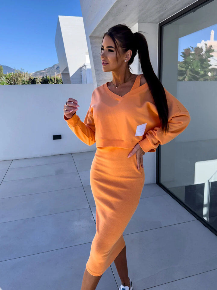Mireille - Stylish Set of Sweatshirt and Dress