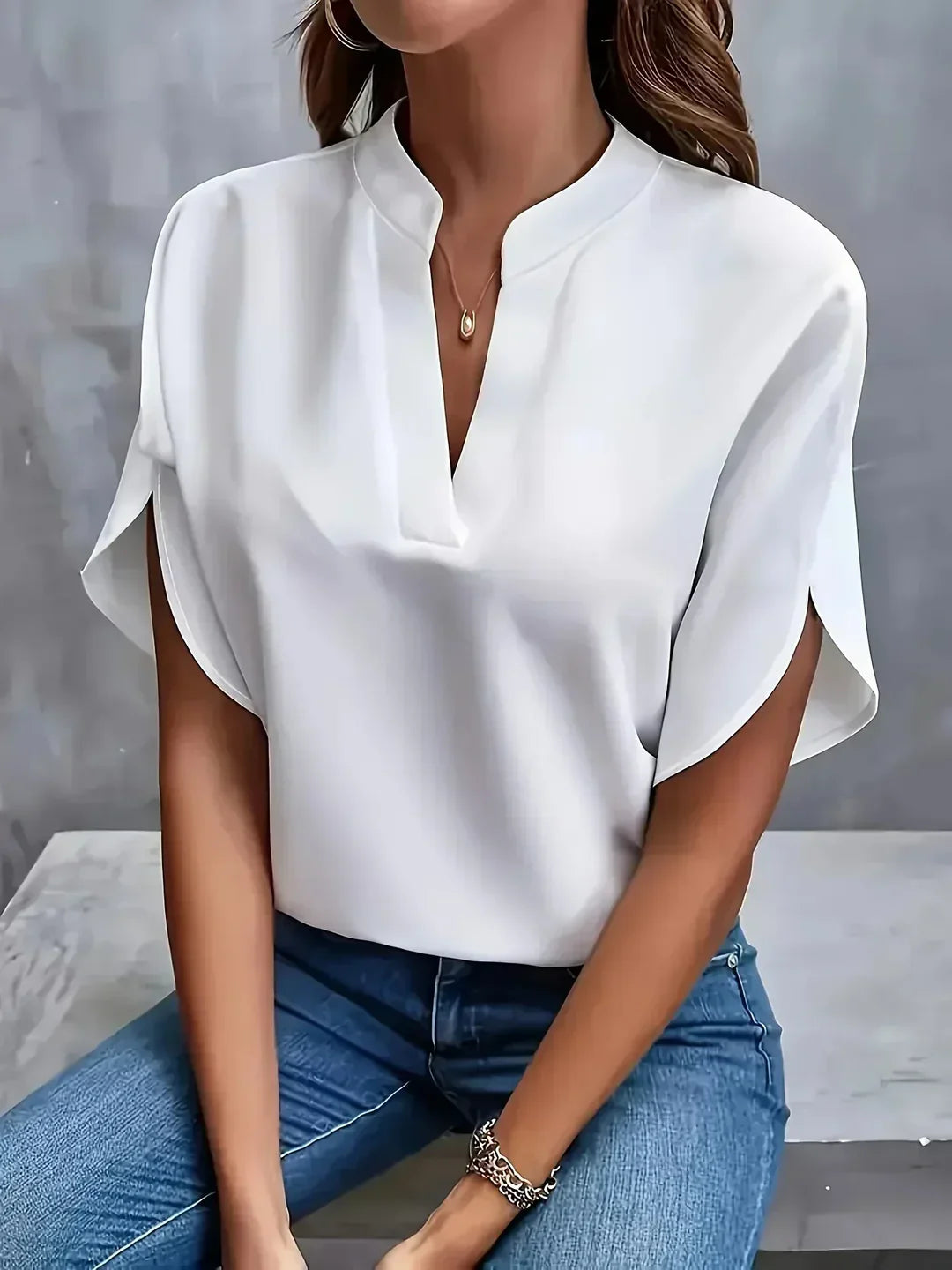 Anna- Elegant V-Neck Blouse