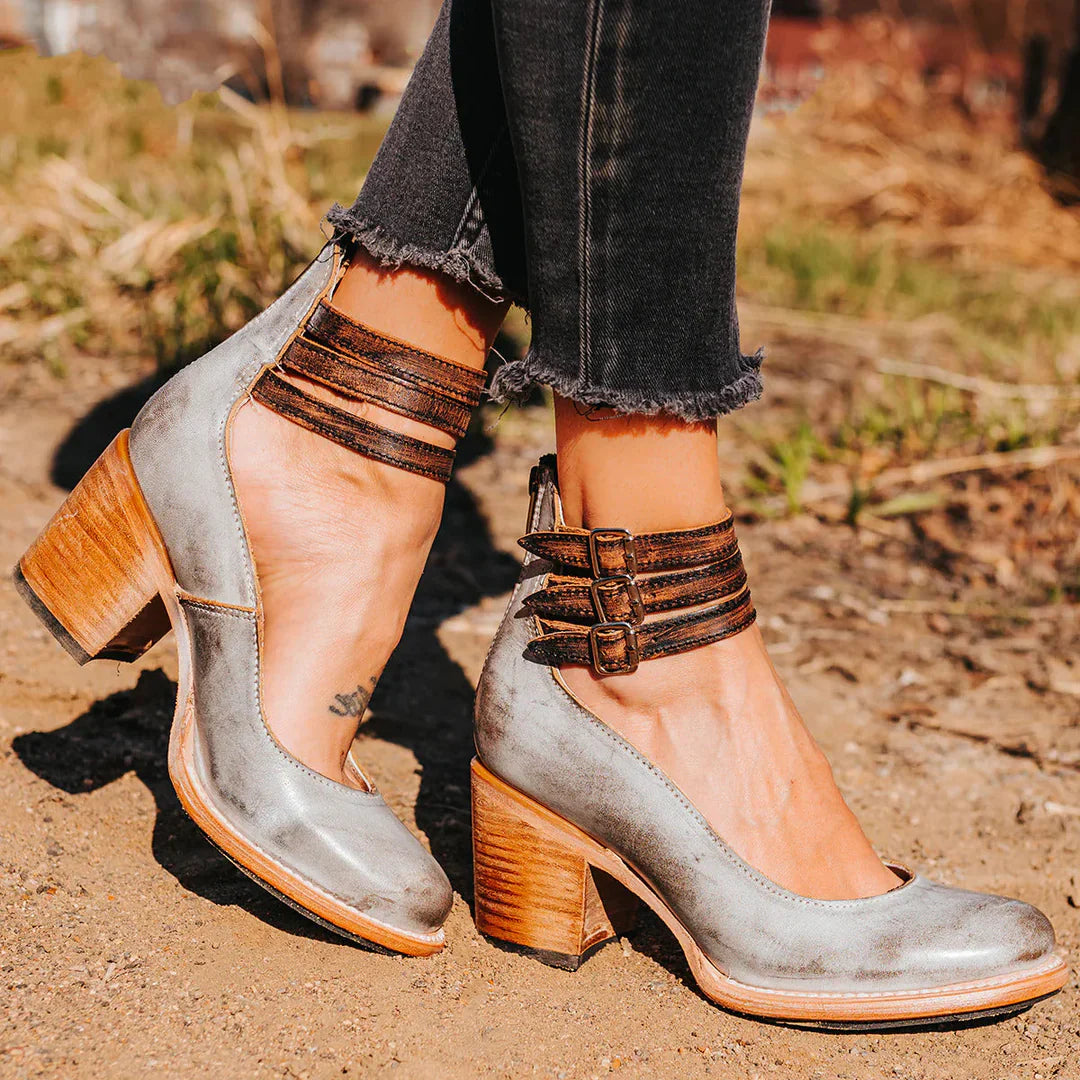 Samantha | Timeless Vintage Pumps